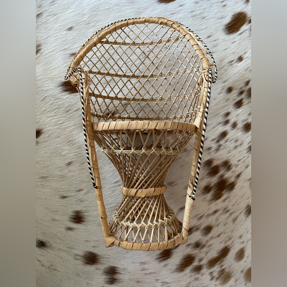 Peacock Chair mini